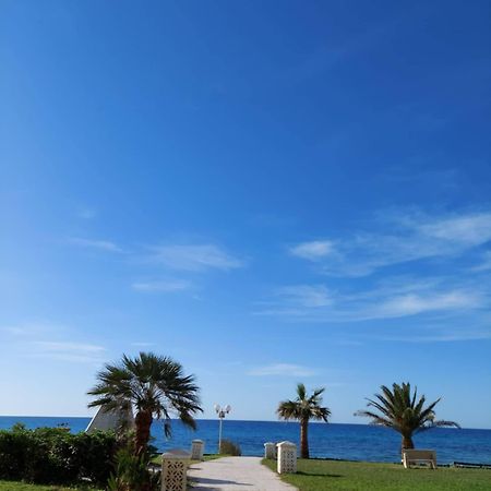 Appartement Pied Dans L'Eau Hammamet Exterior foto