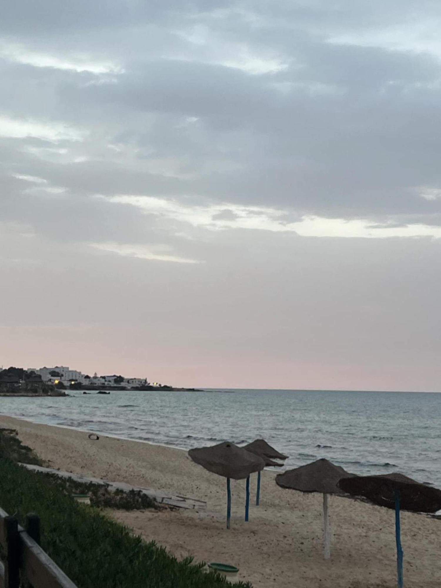 Appartement Pied Dans L'Eau Hammamet Exterior foto