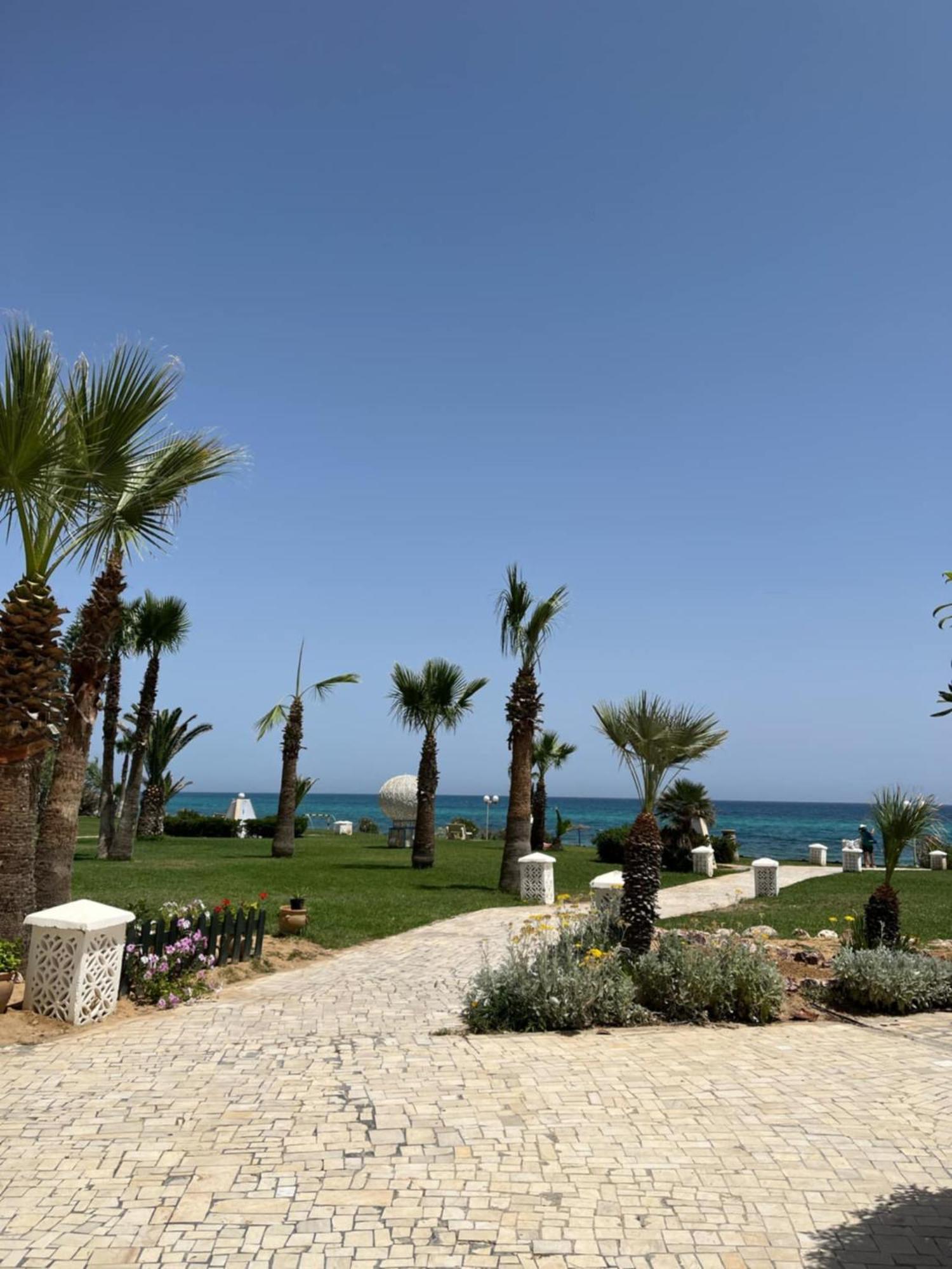 Appartement Pied Dans L'Eau Hammamet Exterior foto